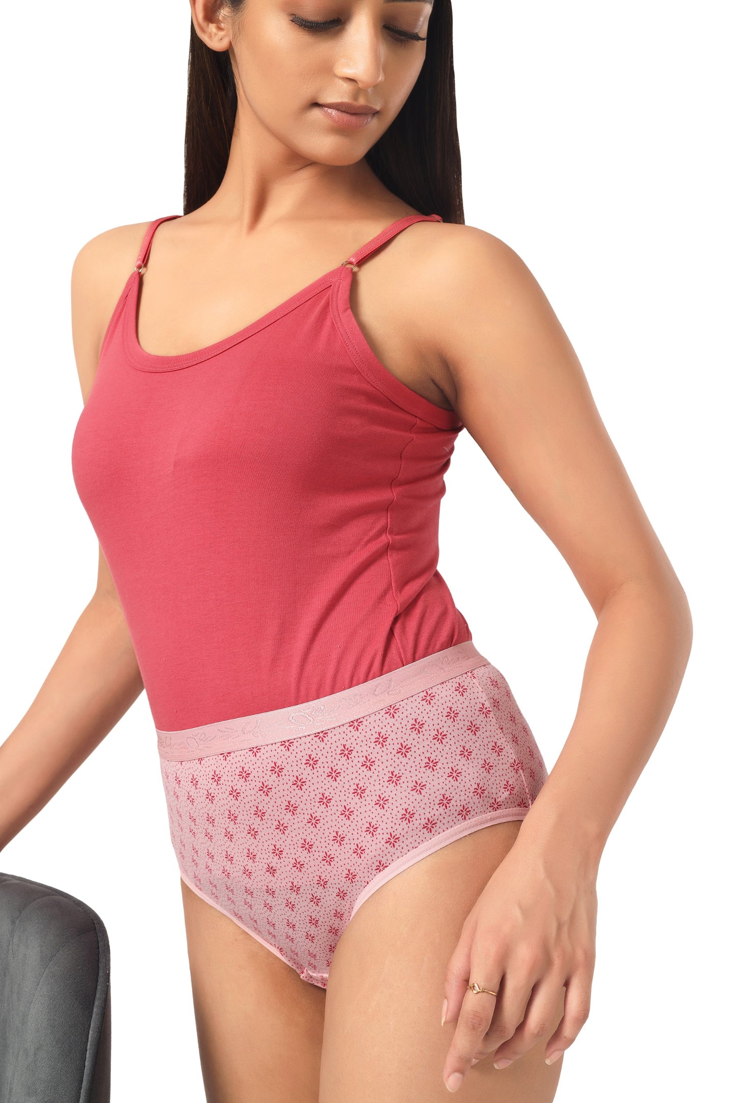 Diva Frilled Panty - Feminine Flair Meets Everyday Comfort